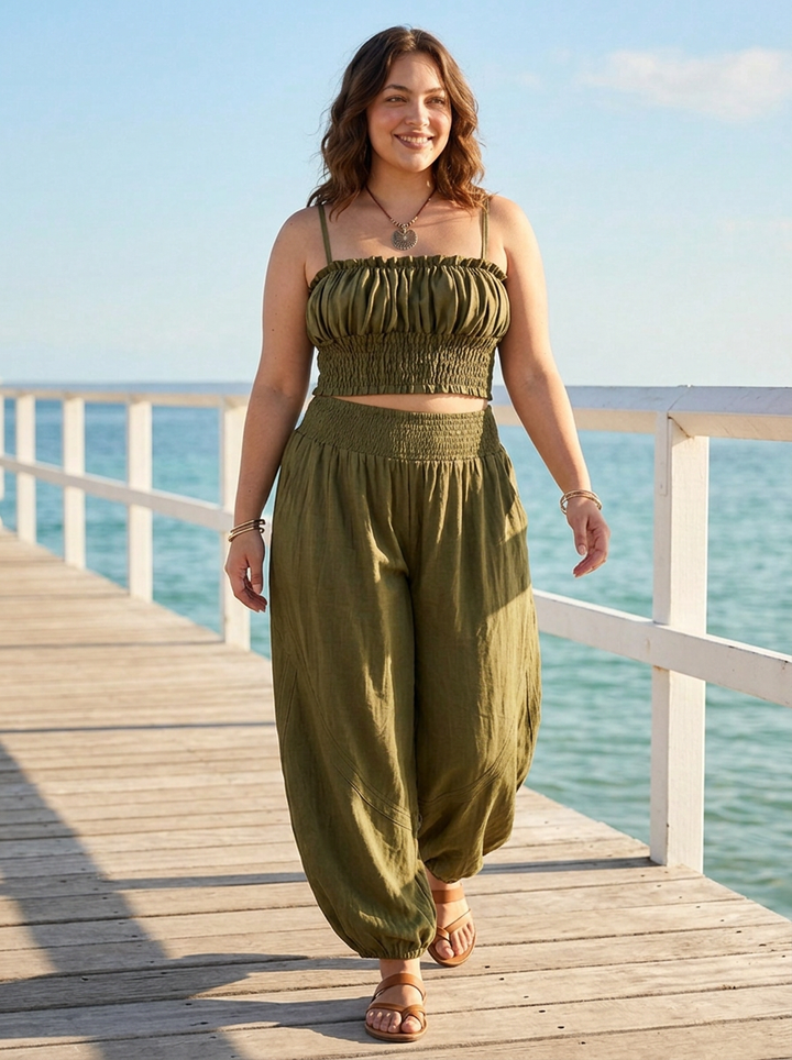 Bianca conjunto verde militar lifestyle paseo maritimo