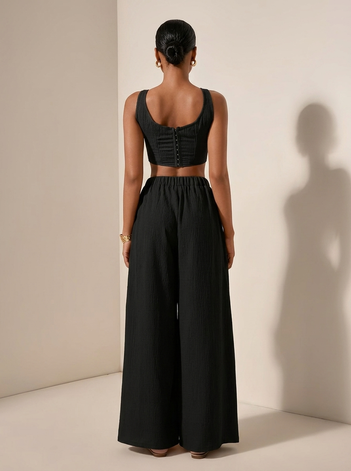 Camila conjunto negro trasera