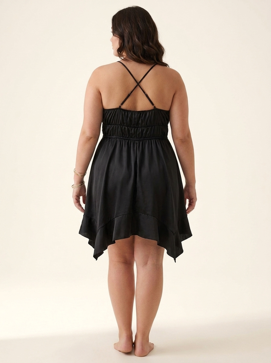 Aitana™ | Vestido Mini Halter Acampanado