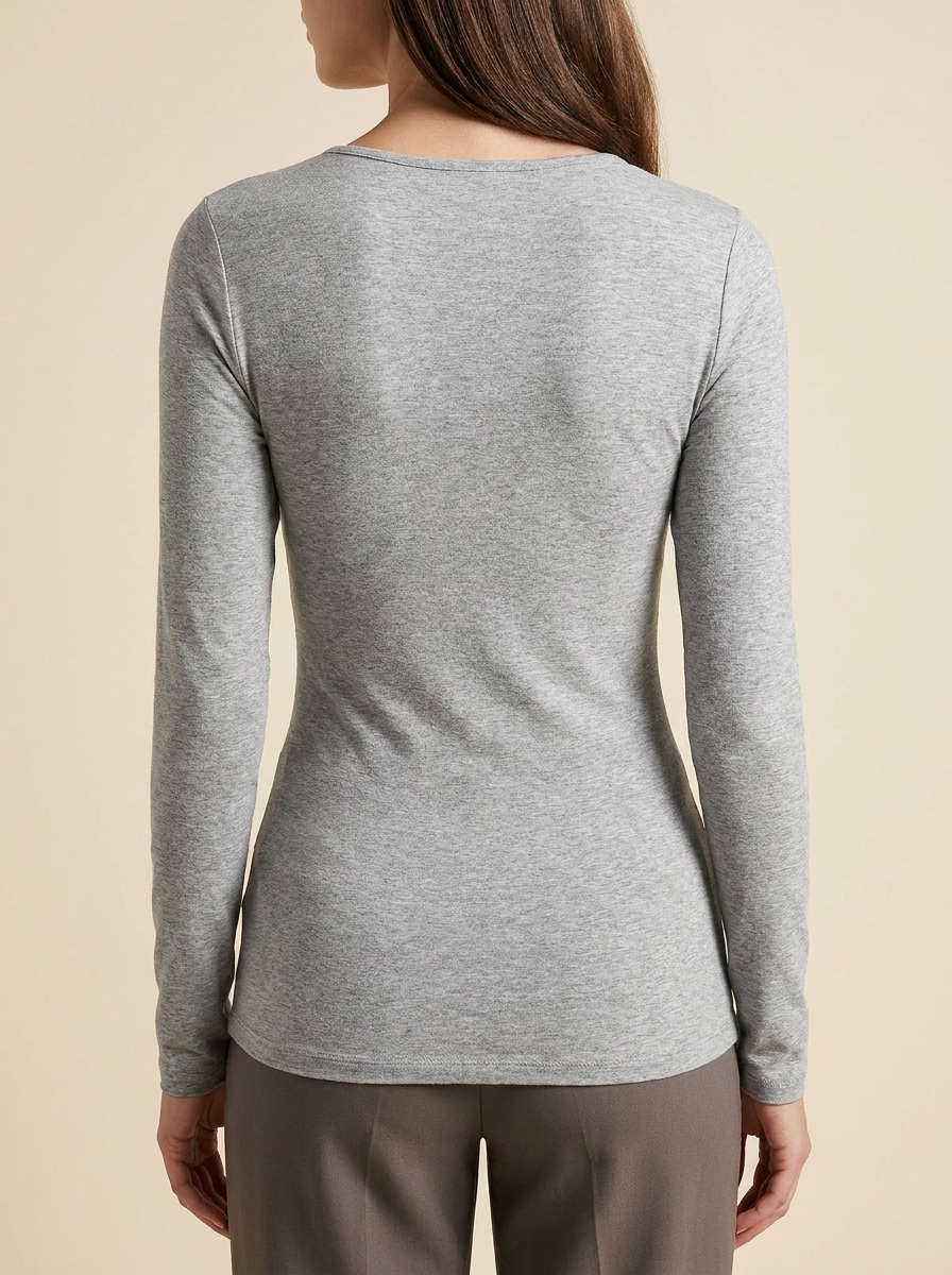 Elena™ | Camiseta Entallada Essential