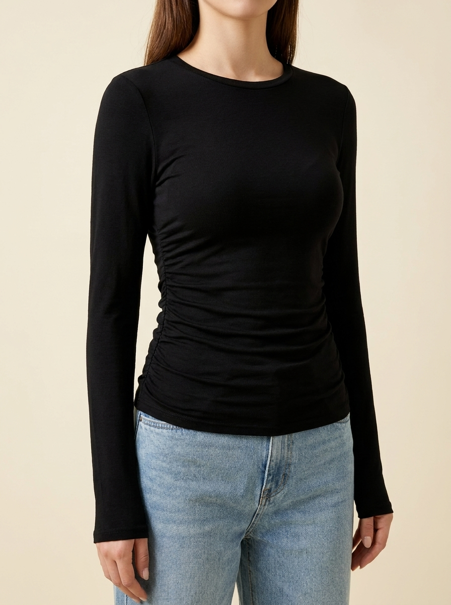 Elena™ | Camiseta Entallada Essential